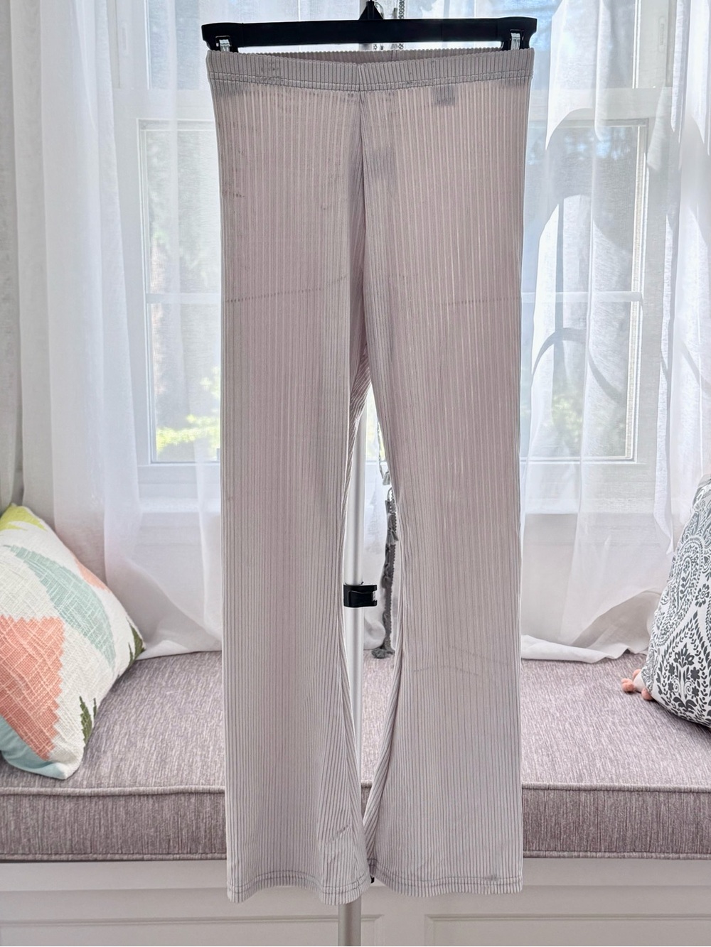 Old Navy - Shimmery Silver Ribbed Wide-Leg Pants - Size M 8